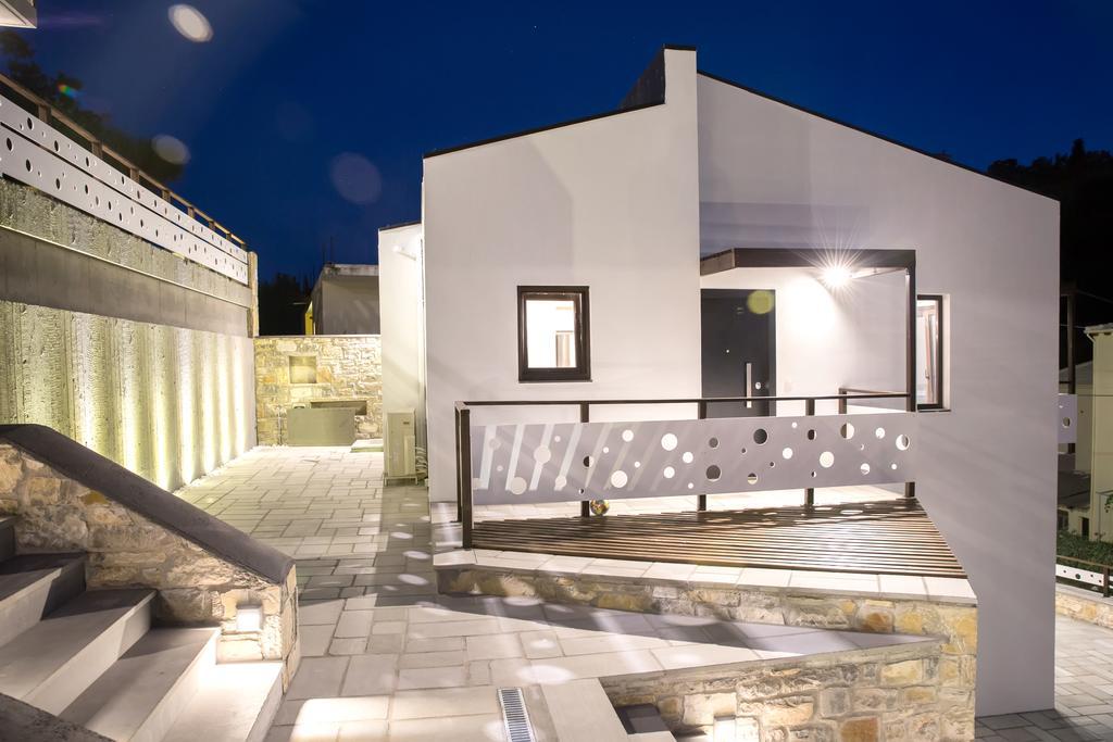 Oikies High Living Complex Apartamento Syvota Exterior foto